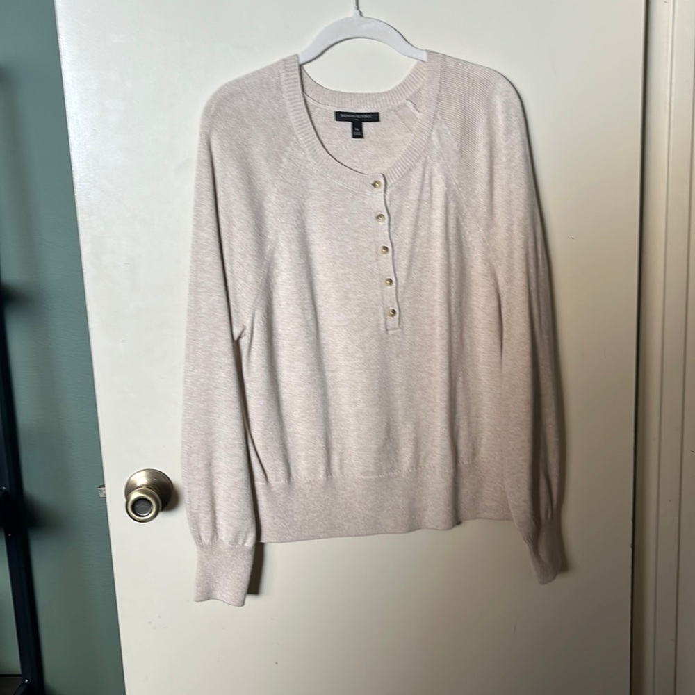 NWOT Banana Republic Sweater